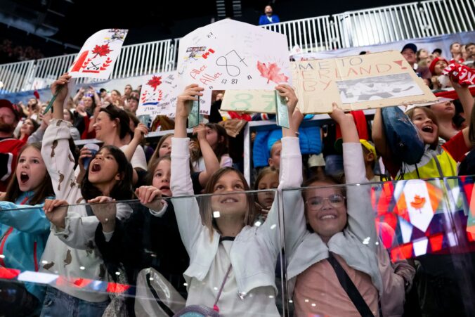 Fotografie zo zápasu Kanada - Slovinsko na MS v hokeji 2026.