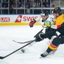 Fotografie zo zápasu Nemecko - Maďarsko na MS v hokeji 2026.