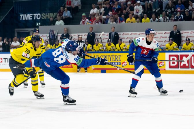 Fotografie zo zápasu Slovensko - Švédsko na MS v hokeji 2026.