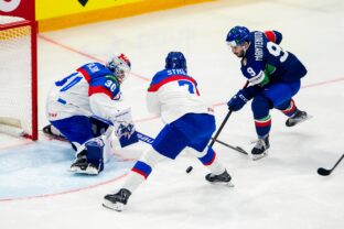 Fotografie zo zápasu Slovensko - Taliansko na MS v hokeji 2026.