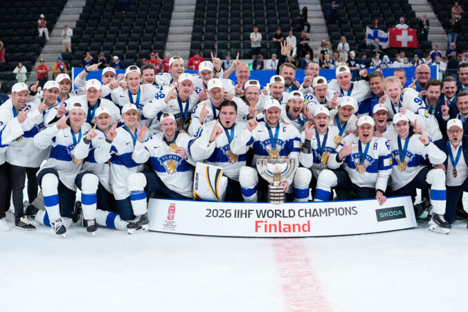 Fotografie: Hokej finále Švajčiarsko - Fínsko na MS v hokeji 2026.
