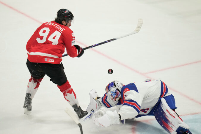Fotografie štvrťfinále Kanada - USA na MS v hokeji 2026.