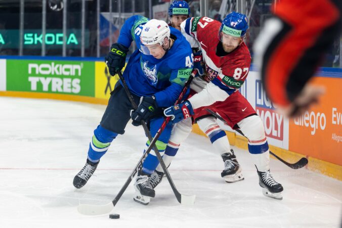 Fotografie zo zápasu Slovinsko - Česko na MS v hokeji 2026.