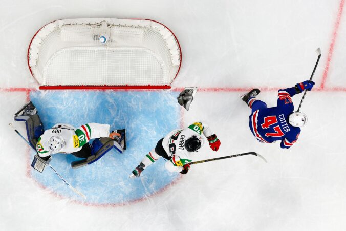 Fotografie zo zápasu USA - Maďarsko na MS v hokeji 2026.