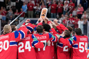 Fotografie (hokej): Kanada - Nórsko (zápas o 3. miesto na MS v hokeji 2026)