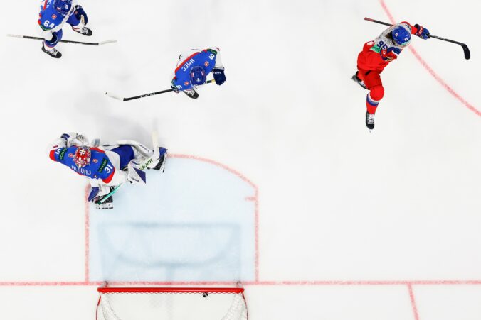 Fotografie zo zápasu Slovensko - Česko na MS v hokeji 2026.