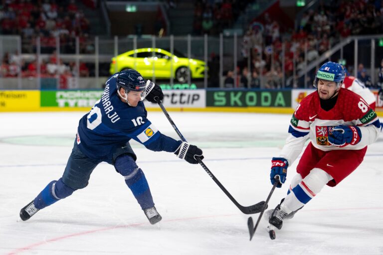 Fotografie štvrťfinále Fínsko - Česko na MS v hokeji 2026.