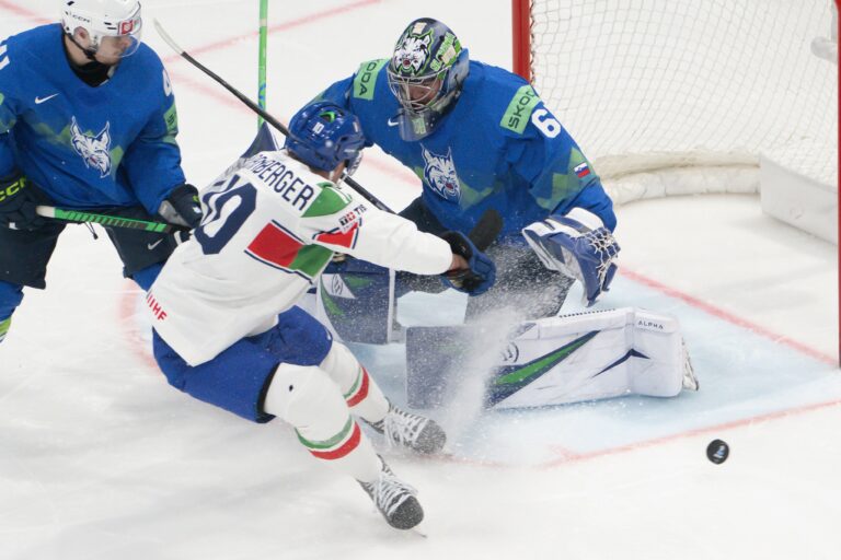 Fotografie zo zápasu Slovinsko - Taliansko na MS v hokeji 2026