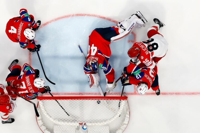 Fotografie zo zápasu Nórsko - Dánsko na MS v hokeji 2026.