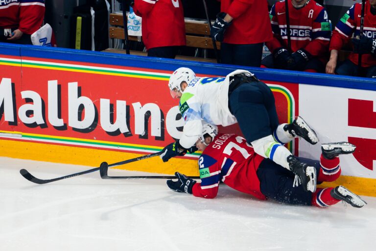 Fotografie zo zápasu Nórsko - Slovinsko na MS v hokeji 2026.
