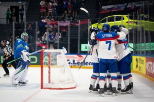 Fotografie zo zápasu Slovensko - Slovinsko na MS v hokeji 2026.
