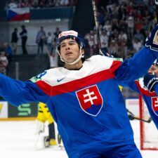 Fotografie zo zápasu Slovensko - Švédsko na MS v hokeji 2026.