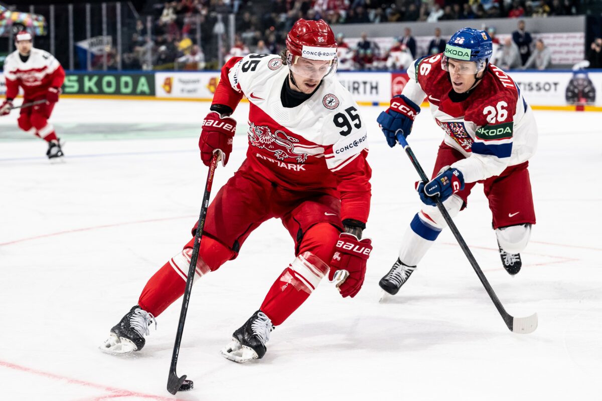 D&aacute;ni prizn&aacute;vaj&uacute; tlak pred duelom so Slovenskom. Olesen: Sme chrbtom pri m&uacute;re - SITA.sk