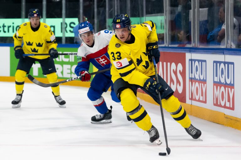 Fotografie zo zápasu Slovensko - Švédsko na MS v hokeji 2026.