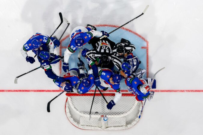 Fotografie zo zápasu Slovensko - Taliansko na MS v hokeji 2026.