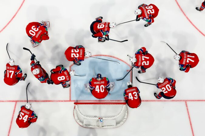 Fotografie štvrťfinále Nórsko - Lotyšsko na MS v hokeji 2026.