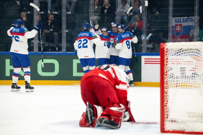 Fotografie zo zápasu Slovensko - Dánsko na MS v hokeji 2026.