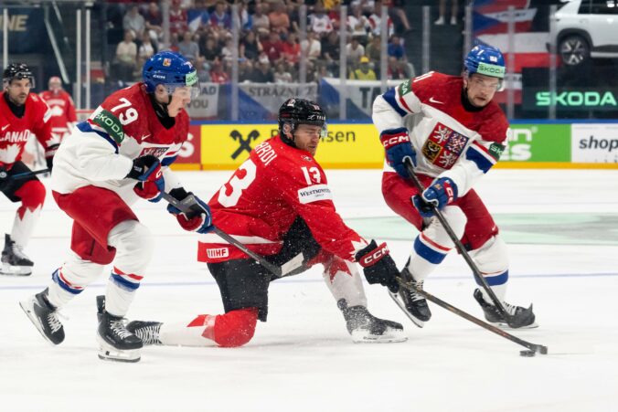 Fotografie zo zápasu Česko - Kanada na MS vo futbale 2026.