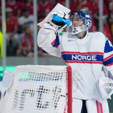 Fotografie semifinále Švajčiarsko - Nórsko na MS v hokeji 2026.