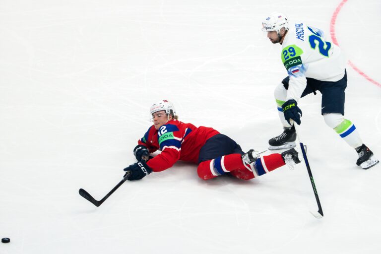 Fotografie zo zápasu Nórsko - Slovinsko na MS v hokeji 2026.