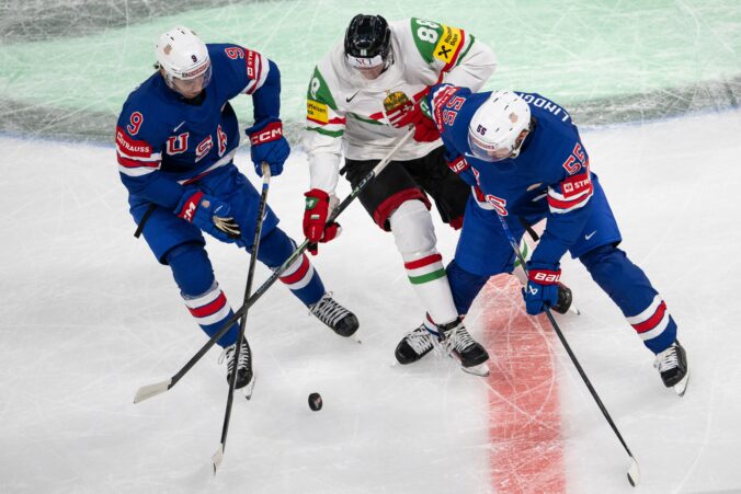 Fotografie zo zápasu USA - Maďarsko na MS v hokeji 2026.