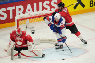 Fotografie štvrťfinále Kanada - USA na MS v hokeji 2026.