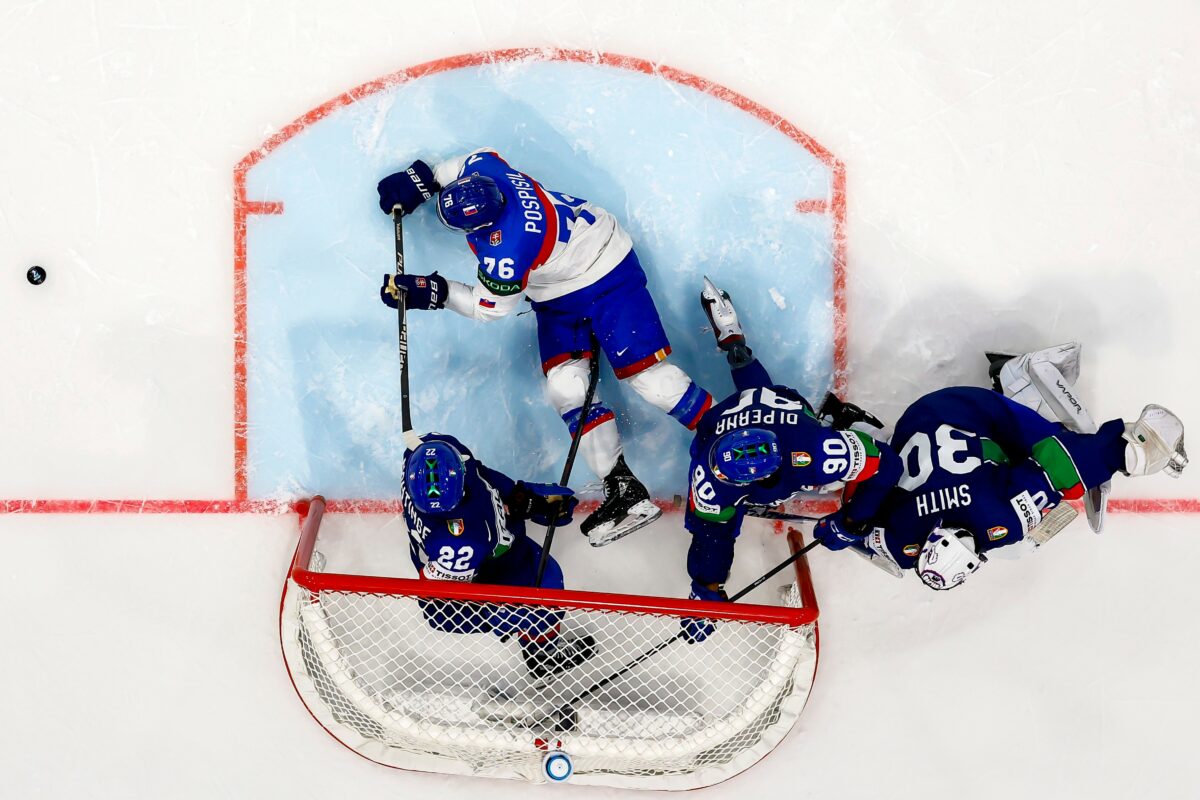 Fotografie zo zápasu Slovensko - Taliansko na MS v hokeji 2026.