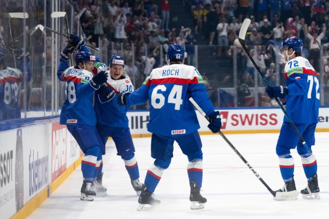Fotografie zo zápasu Slovensko - Švédsko na MS v hokeji 2026.