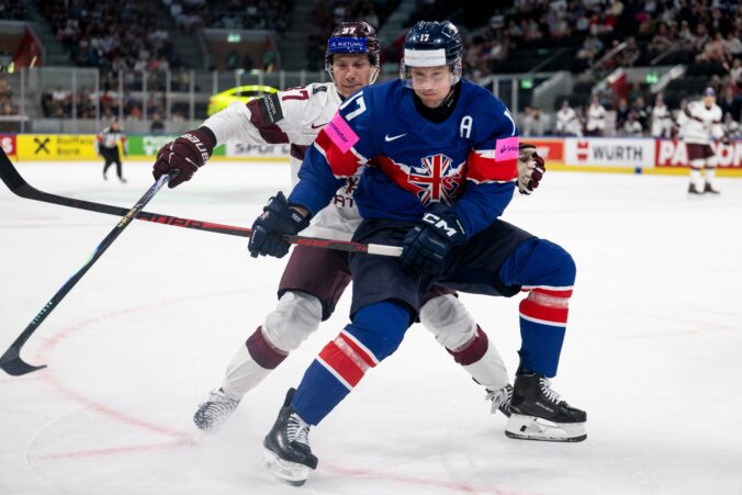 Fotografie zo zápasu Veľká Británia - Lotyšsko na MS v hokeji 2026.