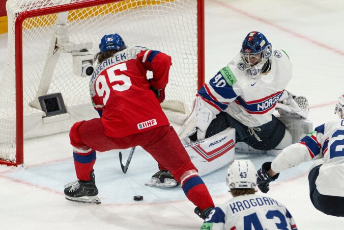Fotografie zo zápasu Česko - Nórsko na MS v hokeji 2026.