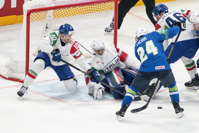 Fotografie zo zápasu Slovinsko - Taliansko na MS v hokeji 2026