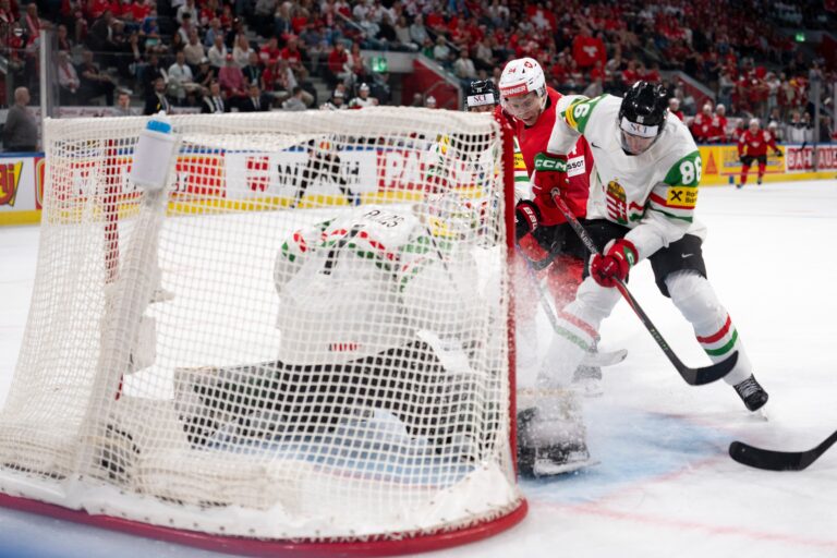 Fotografie zo zápasu Švajčiarsko - Maďarsko na MS v hokeji 2026