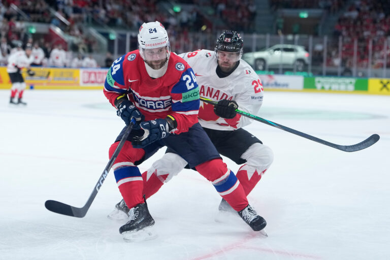Fotografie (hokej): Kanada - Nórsko (zápas o 3. miesto na MS v hokeji 2026)
