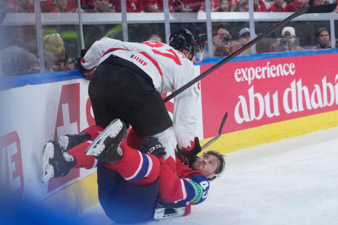 Fotografie (hokej): Kanada - Nórsko (zápas o 3. miesto na MS v hokeji 2026)