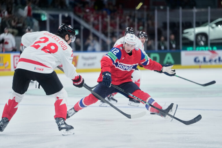 Fotografie (hokej): Kanada - Nórsko (zápas o 3. miesto na MS v hokeji 2026)