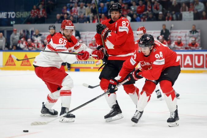 Fotografie zo zápasu Kanada - Dánsko na MS v hokeji 2026.