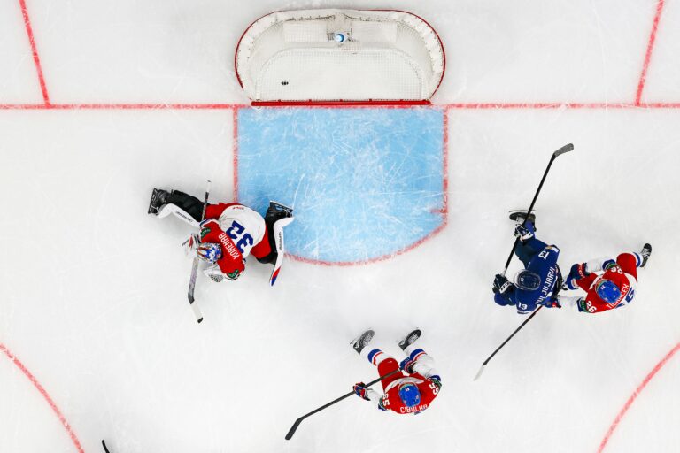 Fotografie štvrťfinále Fínsko - Česko na MS v hokeji 2026.
