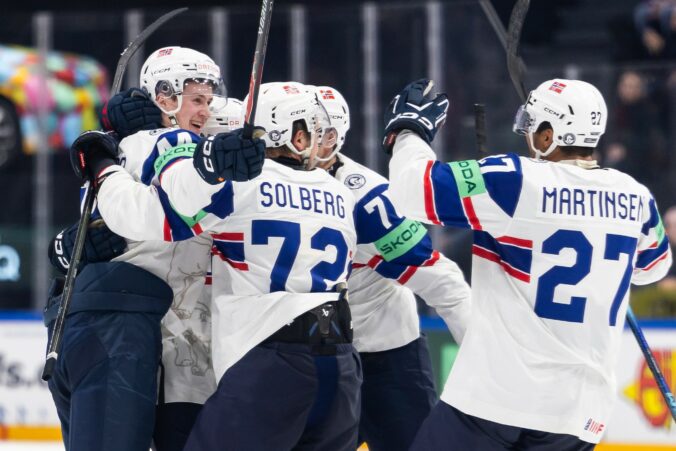 Fotografie zo zápasu Slovensko - Nórsko na MS v hokeji 2026.