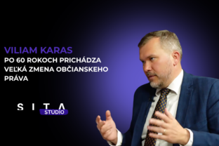 Viliam Karas počas nahrávania novej epizódy video podcastu Konzervatívna kaviareň v Štúdiu SITA.