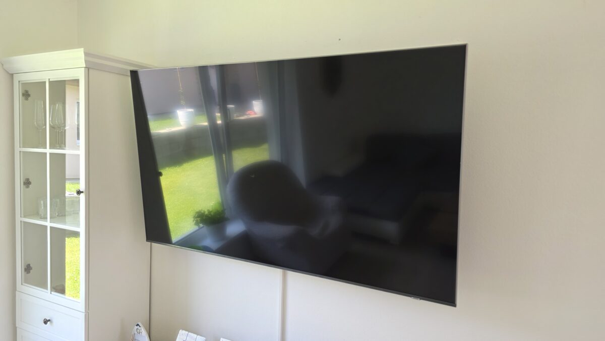 televízor