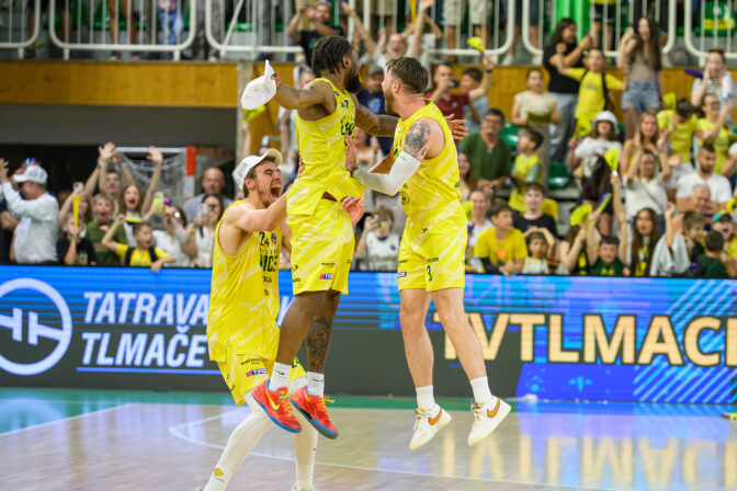 BASKETBAL SBL: Levice - Bratislava