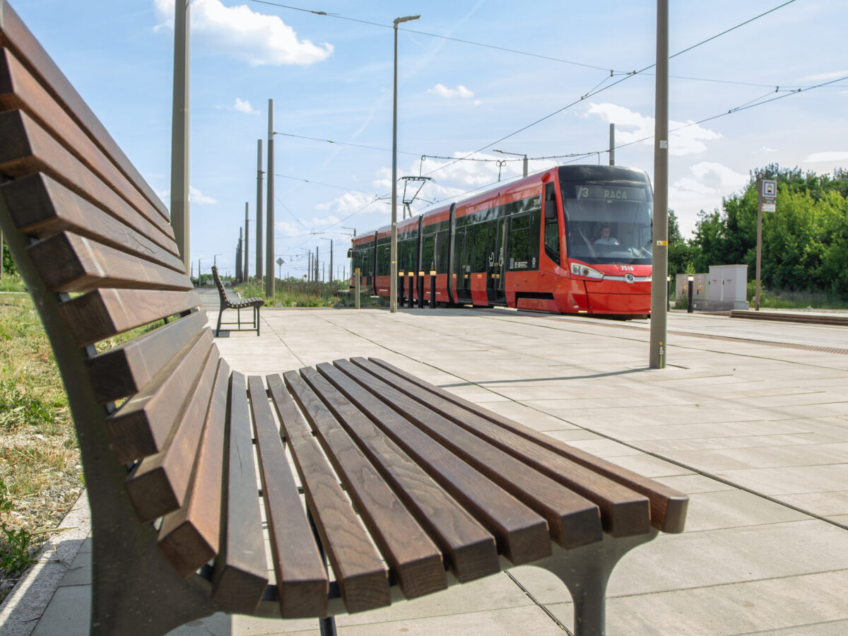 Top foto dňa (8. j&uacute;n 2026): Zast&aacute;vky Južn&eacute; mesto, kauza Očistec, rusk&yacute; &uacute;tok v Odese a zemetrasenie - SITA.sk