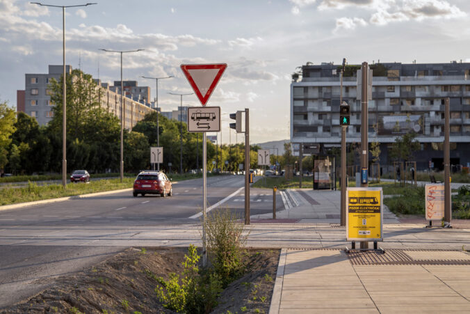 Petržalská električka - nová križovatka pri Technopole
