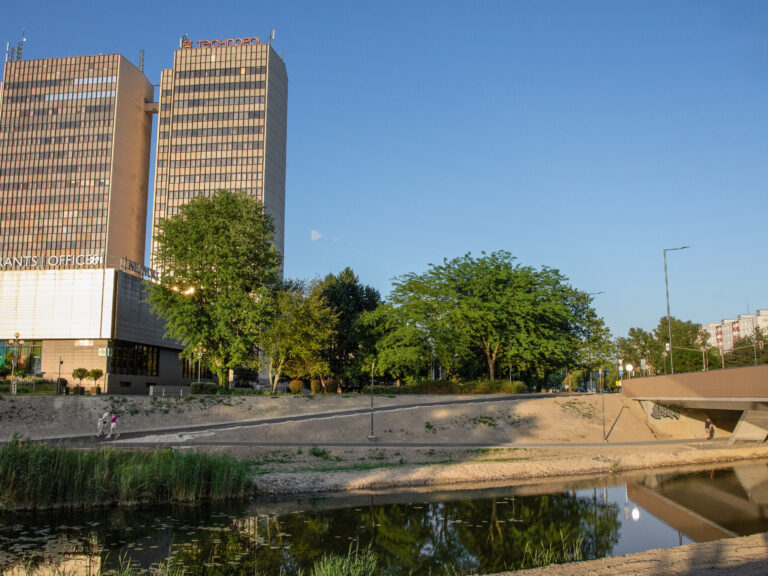 Petržalská električka - nová križovatka pri Technopole