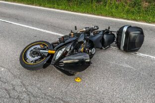 Nehoda motocykla pri Margecanoch