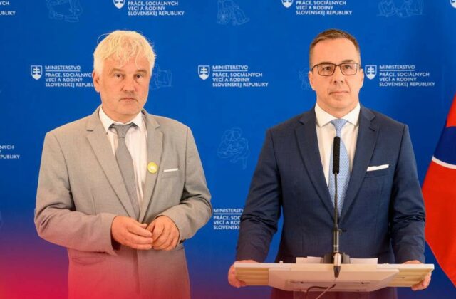 Ministerstvo práce sprísni pravidlá pri záškoláctve, náhradnej starostlivosti aj dávkach pre cudzincov – VIDEO