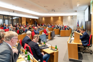 Prešovský samosprávny kraj, zastupiteľstvo, poslanci