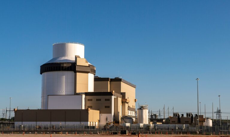 Jadrový blok s reaktorom AP1000 v elektrárni Vogtle v USA