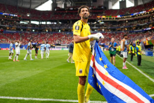 Cape Verde Spain WCup Soccer