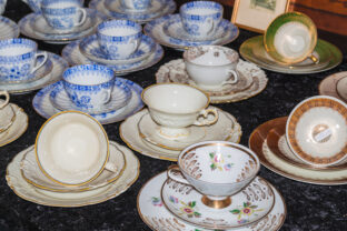 Starý porcelán